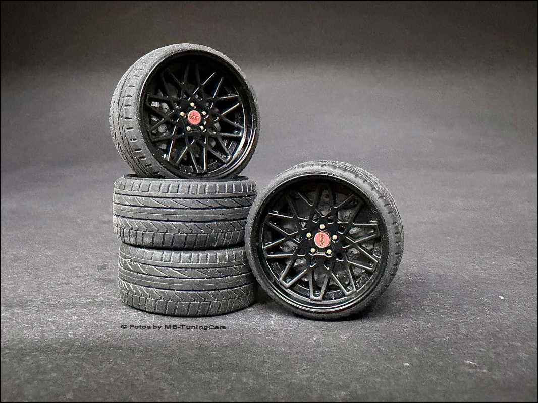 1:18 MB BBS II Blackline Felgensatz